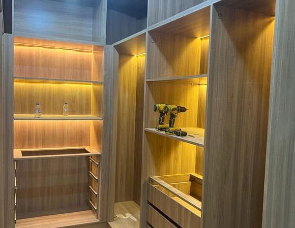 custom made wardrobes and cupboards abu dhabi